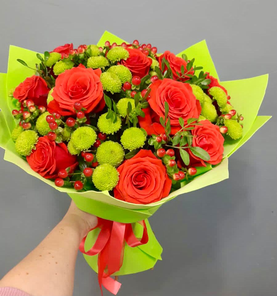 Букет цветов из: Хризантемы и Розы в Елань-Коленовский