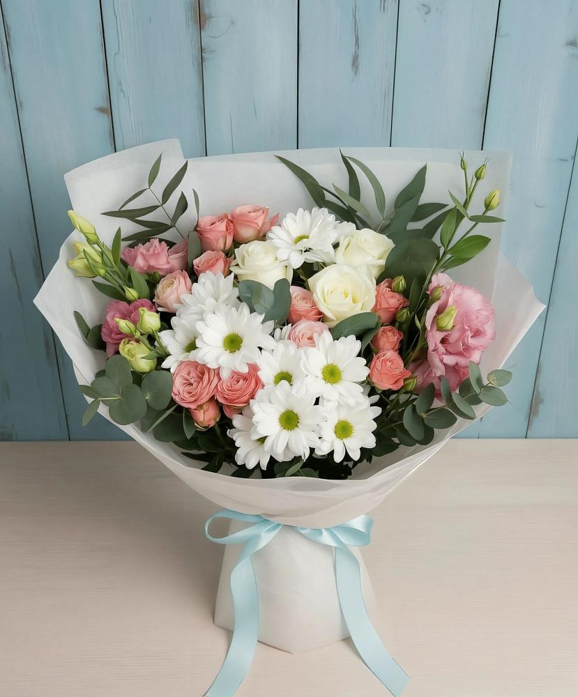 Букет цветов из: Розы, Лизиантусы и Хризантемы в Елань-Коленовский