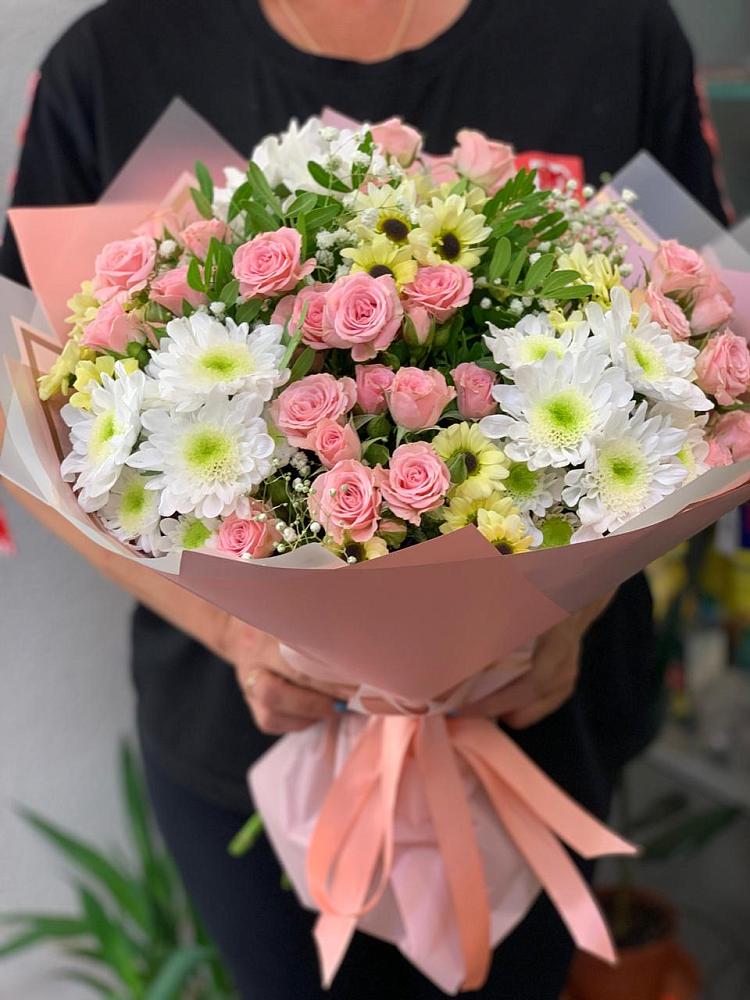 Букет цветов из: Розы и Хризантемы в Елань-Коленовский