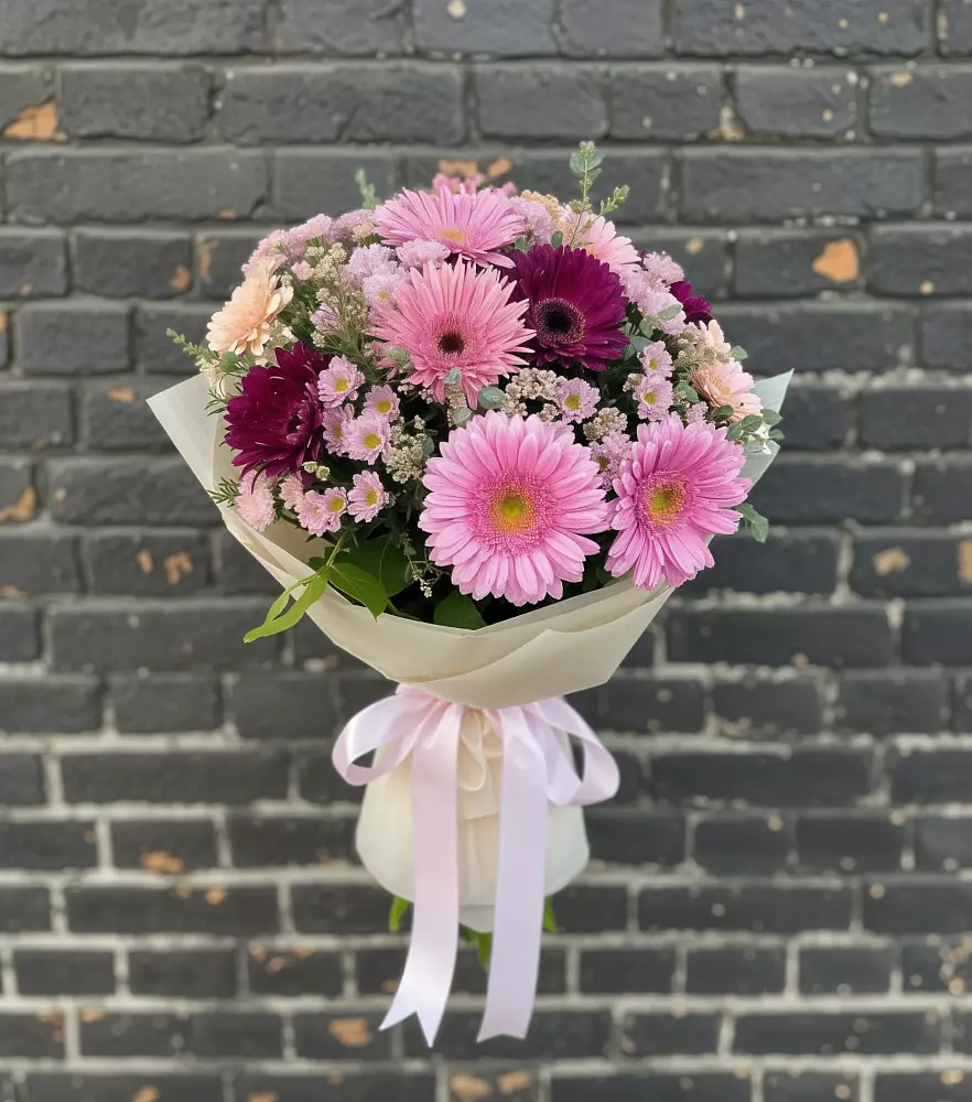Букет цветов из: Герберы и Хризантемы в Елань-Коленовский