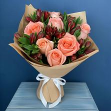 Букет цветов из:  Розы и Альстромерии в Елань-Коленовский