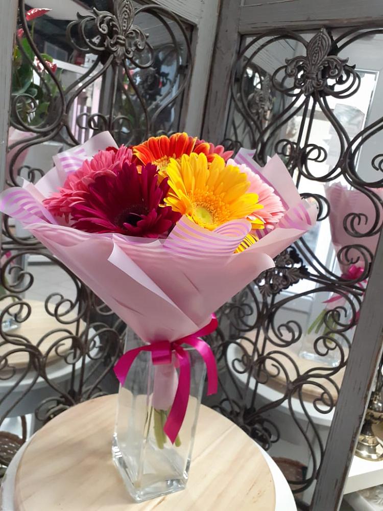 Букет цветов из: Герберы в Елань-Коленовский