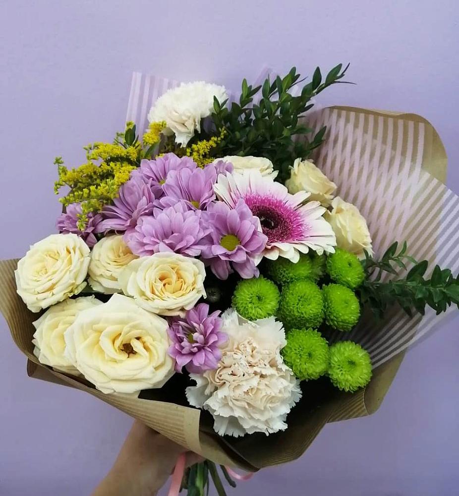 Букет цветов из: Хризантемы, Розы, Гвоздики и Герберы в Елань-Коленовский