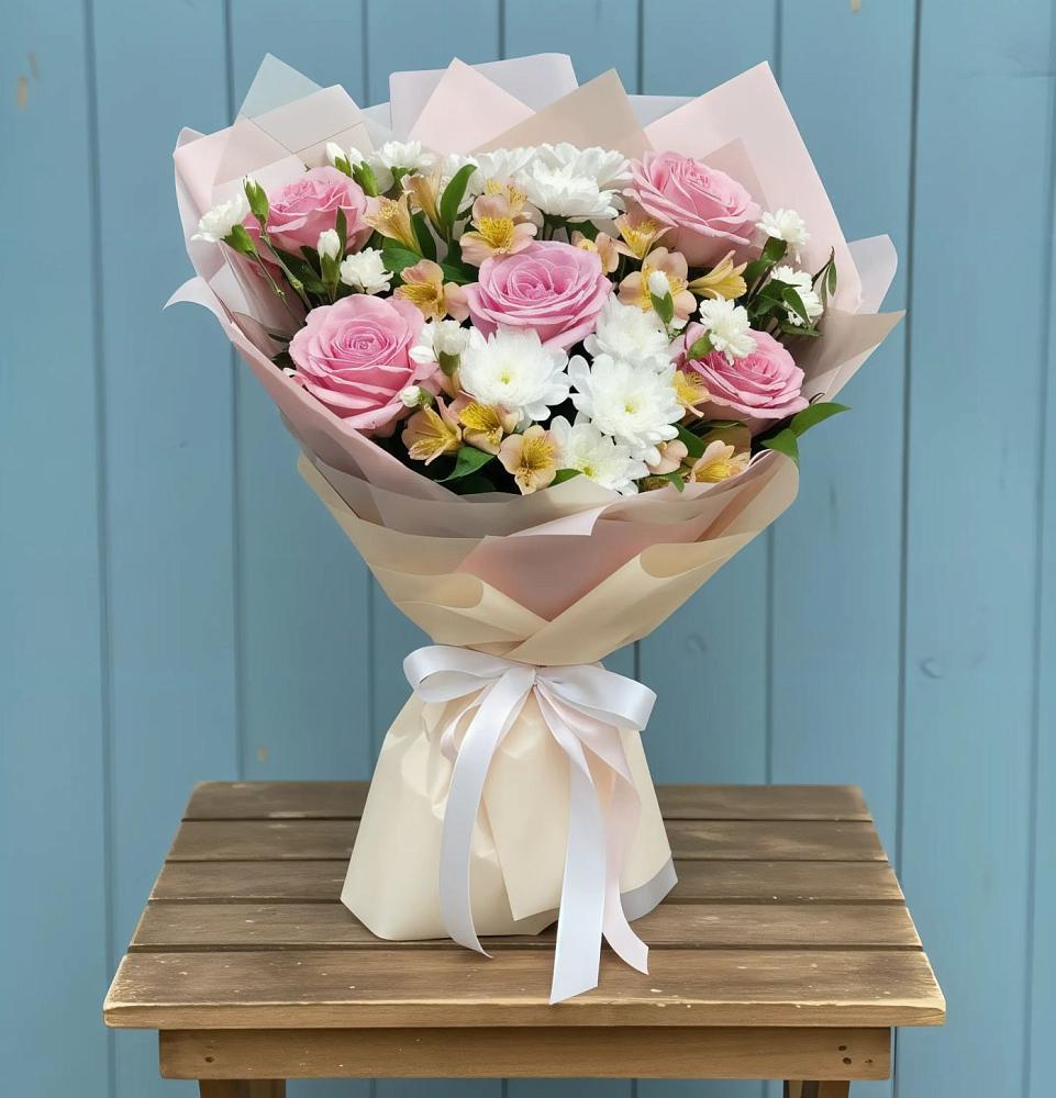 Букет цветов из: Гвоздики, Орхидеи и Розы в Елань-Коленовский