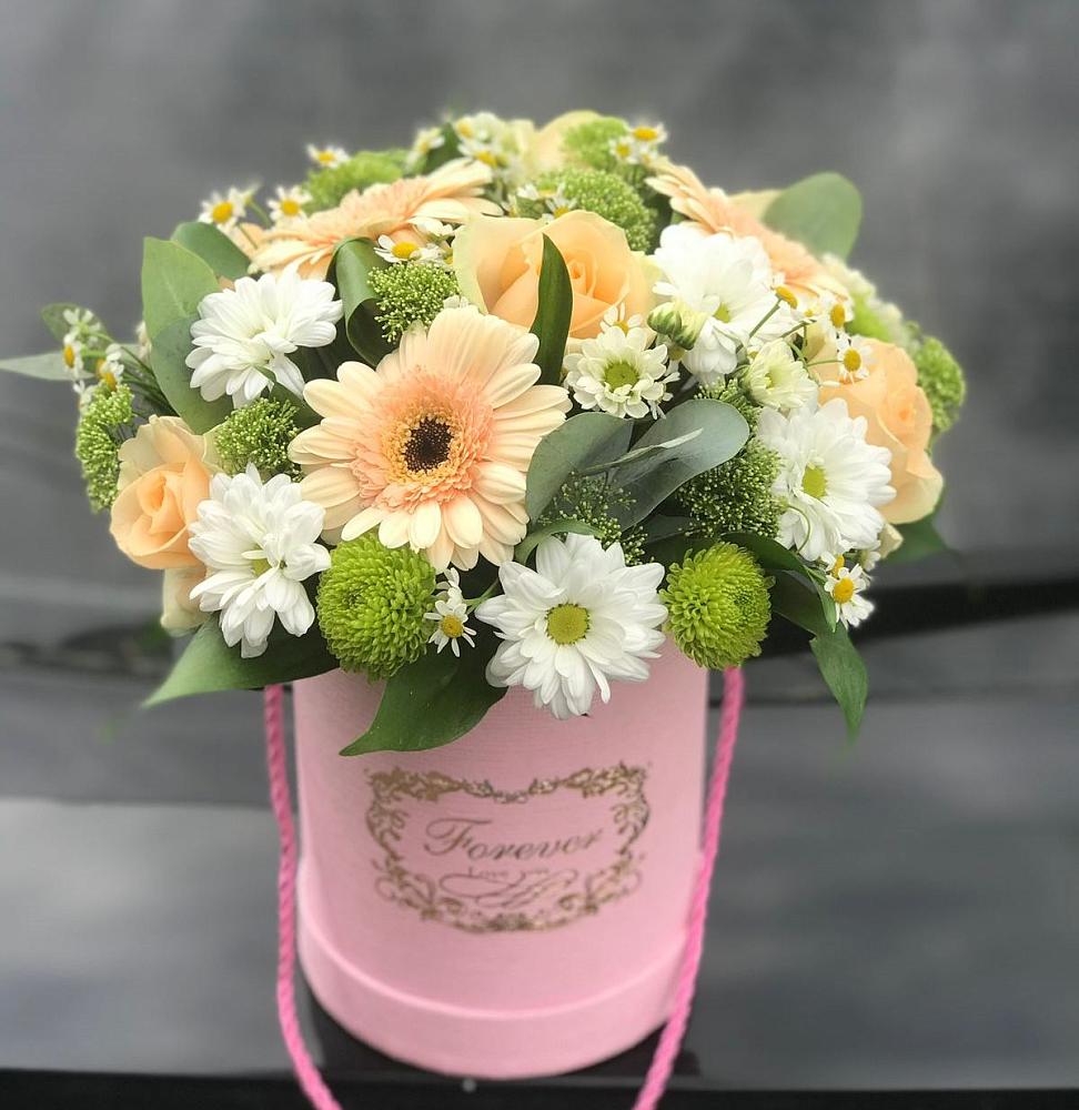 Цветочная композиция из Розы, Герберы и Хризантемы в шляпной коробке в Елань-Коленовский